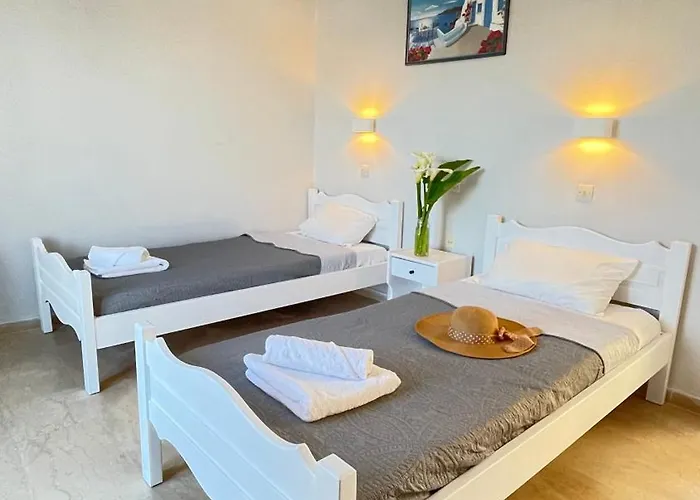 Kavos Aparthotel 3*
