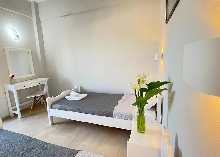 Kavos Aparthotel 3* Kávos